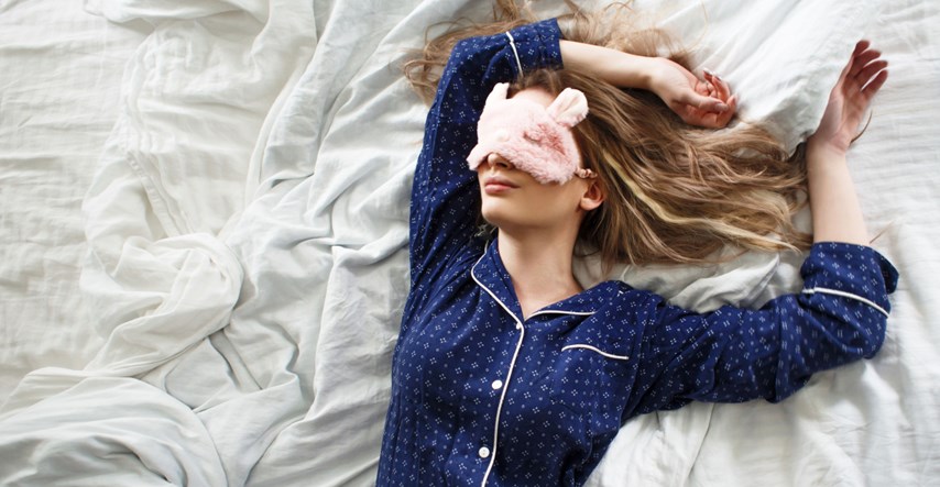 Nikad ne biste trebali spavati u (pre)toplim pidžamama, čak ni zimi. Doznajte zašto