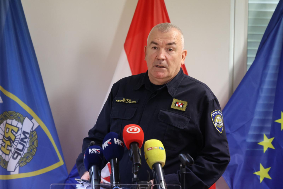 Potraga za ubojicom u Drnišu: Otkazana nastava u školama, neće raditi ni vrtići
