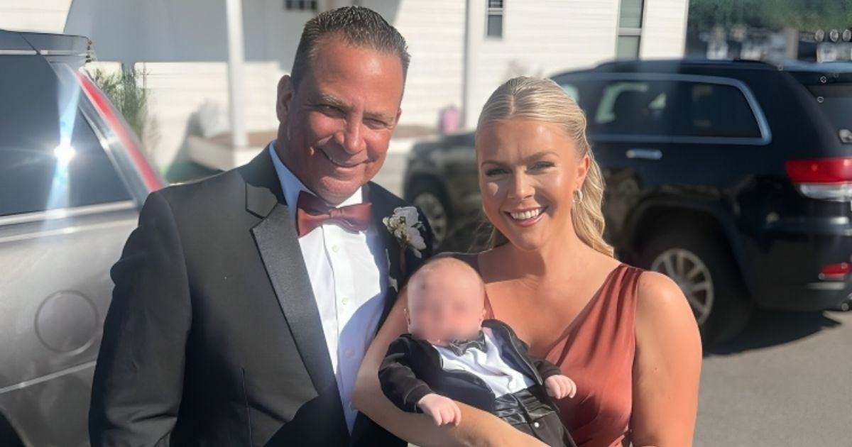 Trumpova glasnogovornica (27) o 32 godine starijem mužu: "Netipična ljubavna priča"