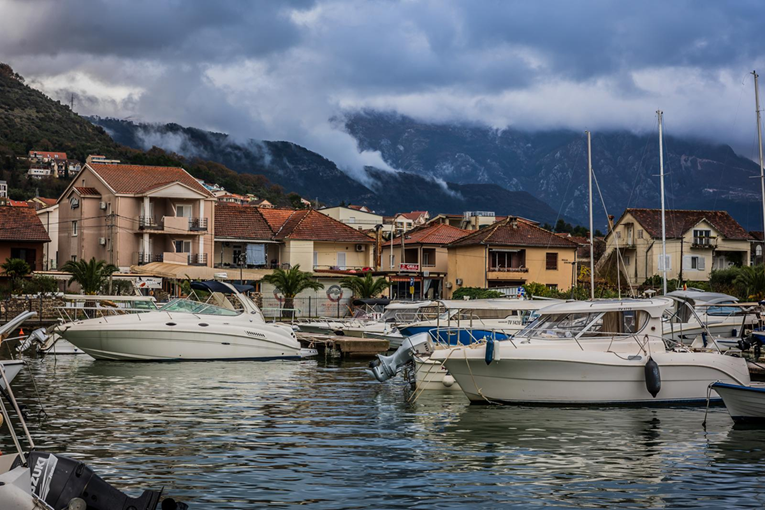 Hrvate, Srbe, Albance i Bošnjake u Crnoj Gori pitali koju državaju smatraju matičnom