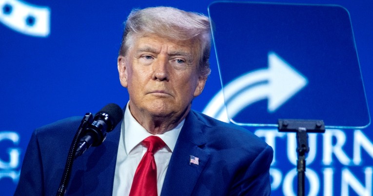 Danas stiže najozbiljnija optužnica protiv Trumpa, tereti ga za zavjeru protiv države