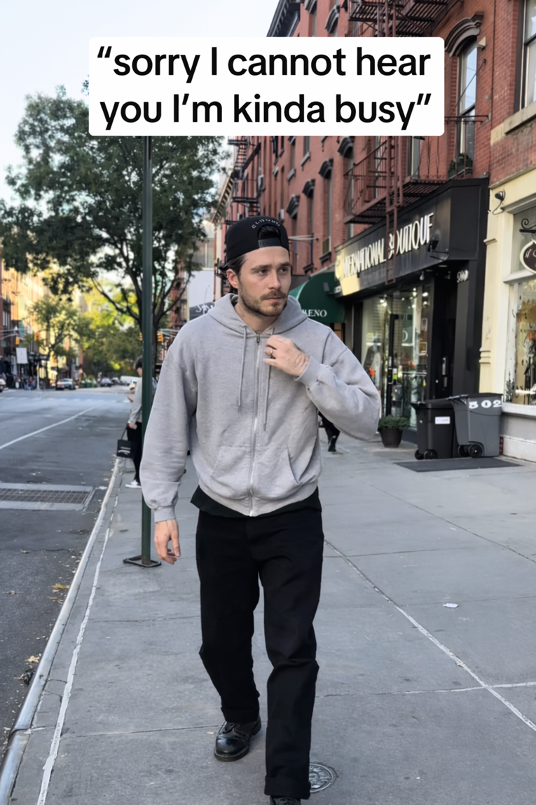 Brooklyn Beckham uzvratio obitelji objavom na TikToku: "Sorry, prilično sam zauzet"