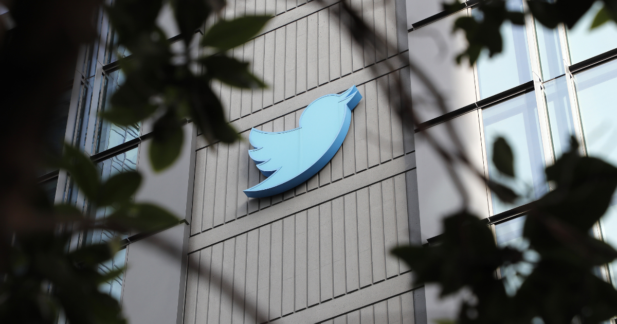 Netko je platio 100.000 dolara za skulpturu Twitterove plave ptice