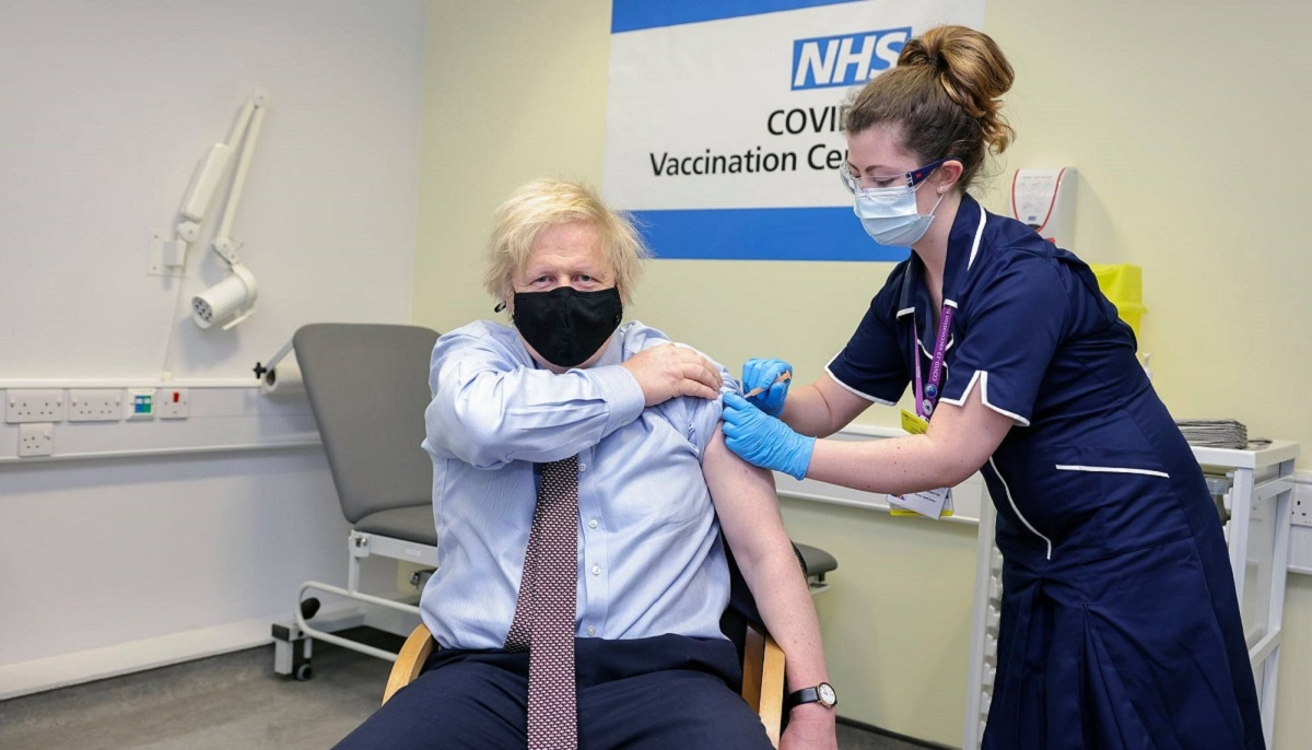 Boris Johnson primio prvu dozu cjepiva AstraZenece