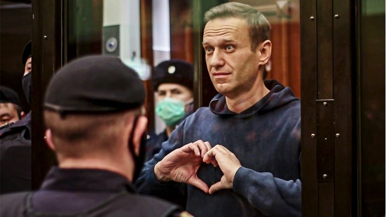 Rusija: Histerija Zapada oko Navalnog je neviđena. Policija je imala pravo na silu