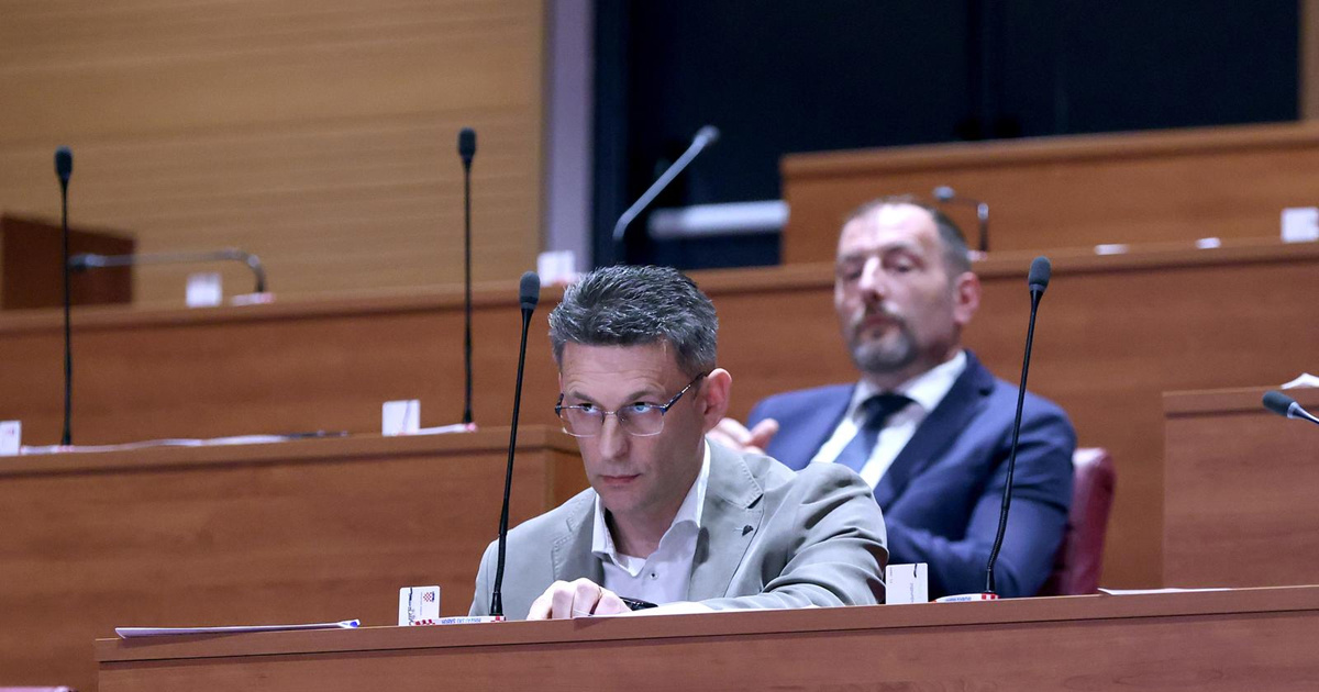 Petrov: Država će od teleoperatera i banaka moći tražiti sve osobne podatke građana