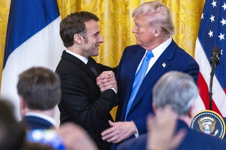 Macron kaže da su Trumpove carine vrsta ucjene