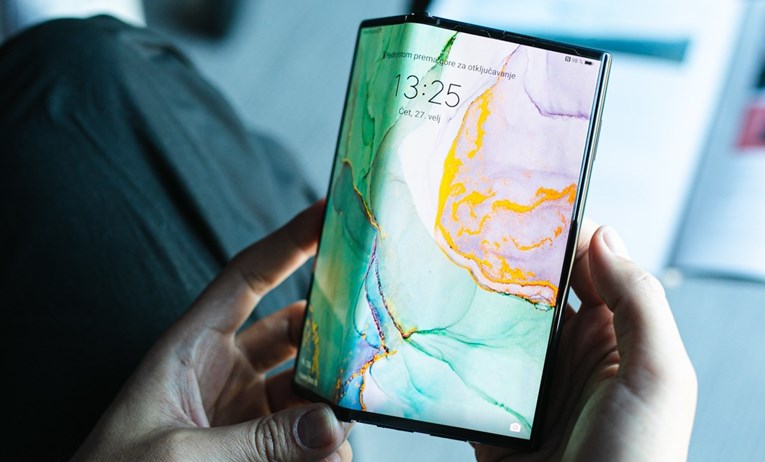 Huawei ima zvijer od mobitela, savitljivi Mate Xs. Isprobali smo ga