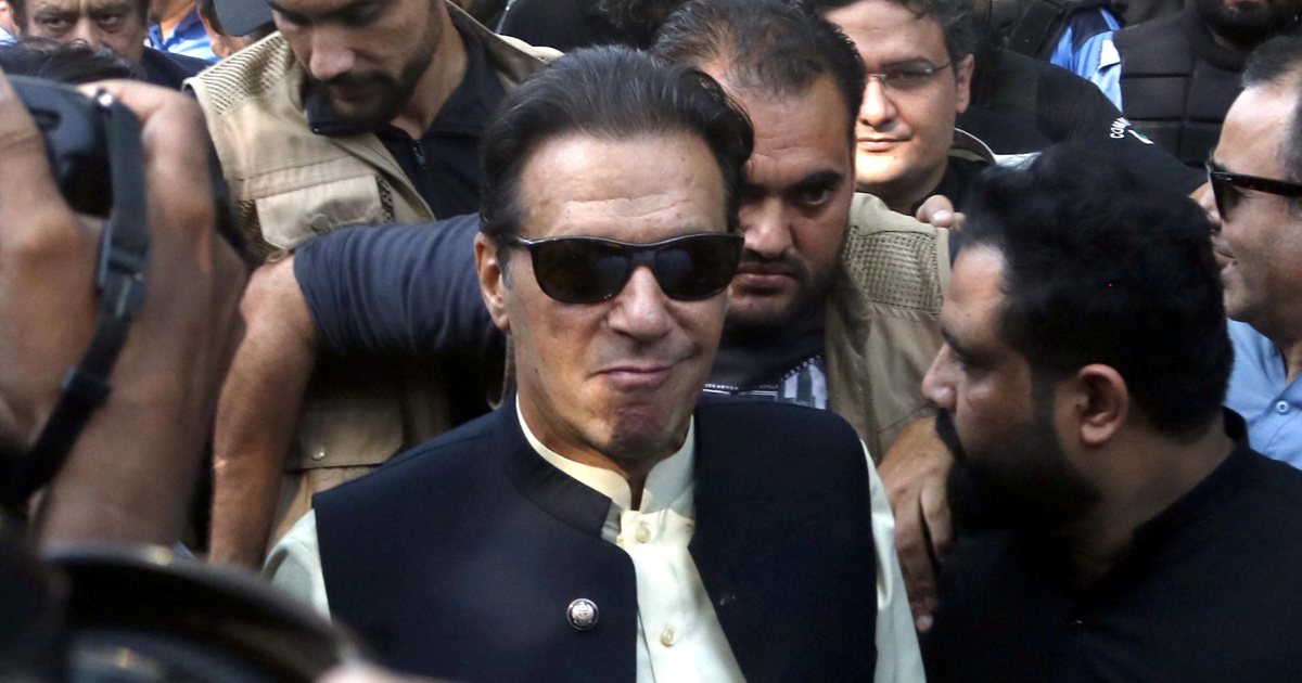 Bivšem premijeru Pakistana 17 godina zatvora zbog mita i korupcije