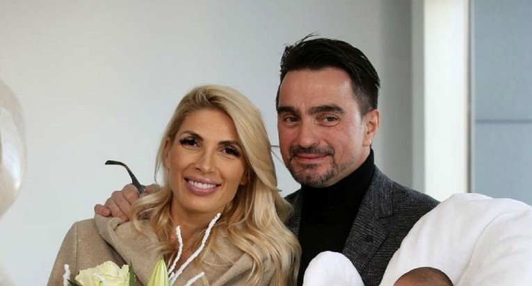 Jole s kćerima stigao u bolnicu po suprugu i sinčića