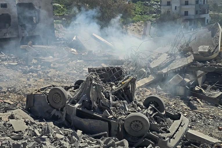 Najmanje 15 poginulih u izraelskim zračnim napadima na južni Libanon