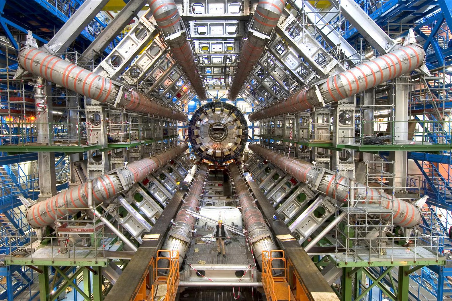 CERN oponašao udar čestice iz svemira. Rezultat je otkrio veliki problem