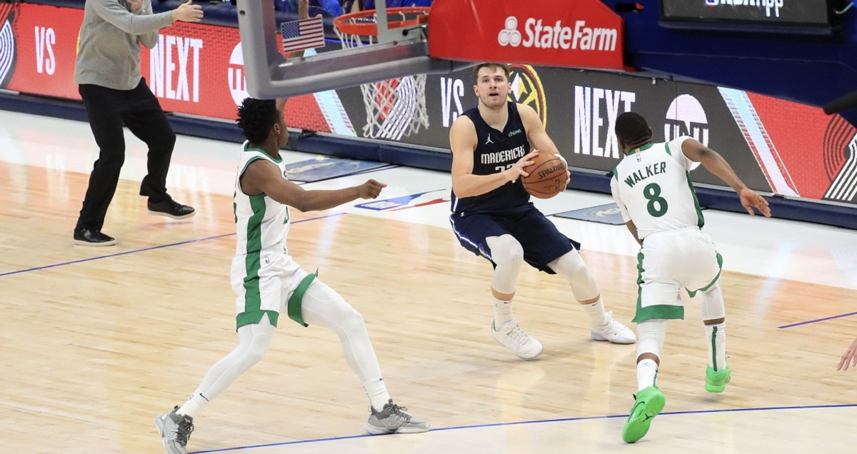 "Dončić iz centra grada!" Pogledajte tricu sa sirenom kojom je pobijedio Celticse