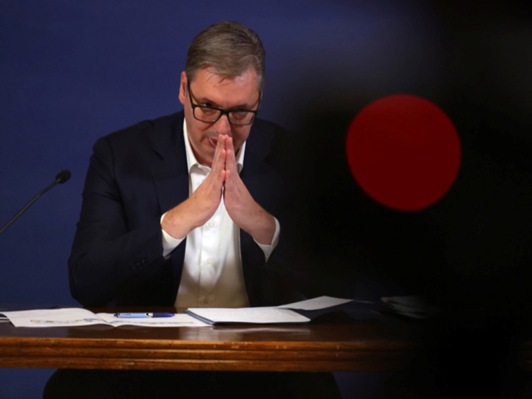 Vučić optužuje RH za miješanje u izbore. "Viđeni su auti s hrvatskim registracijama"