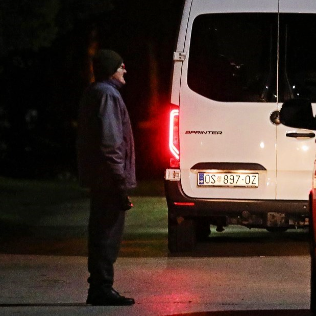 Gotova talačka kriza. Predao se muškarac koji je zatočio ženu i prijetio bombom