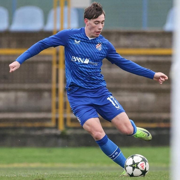 Crna Gora porazom otvorila nastup na Euru. Dinamov junior zabio povijesni gol