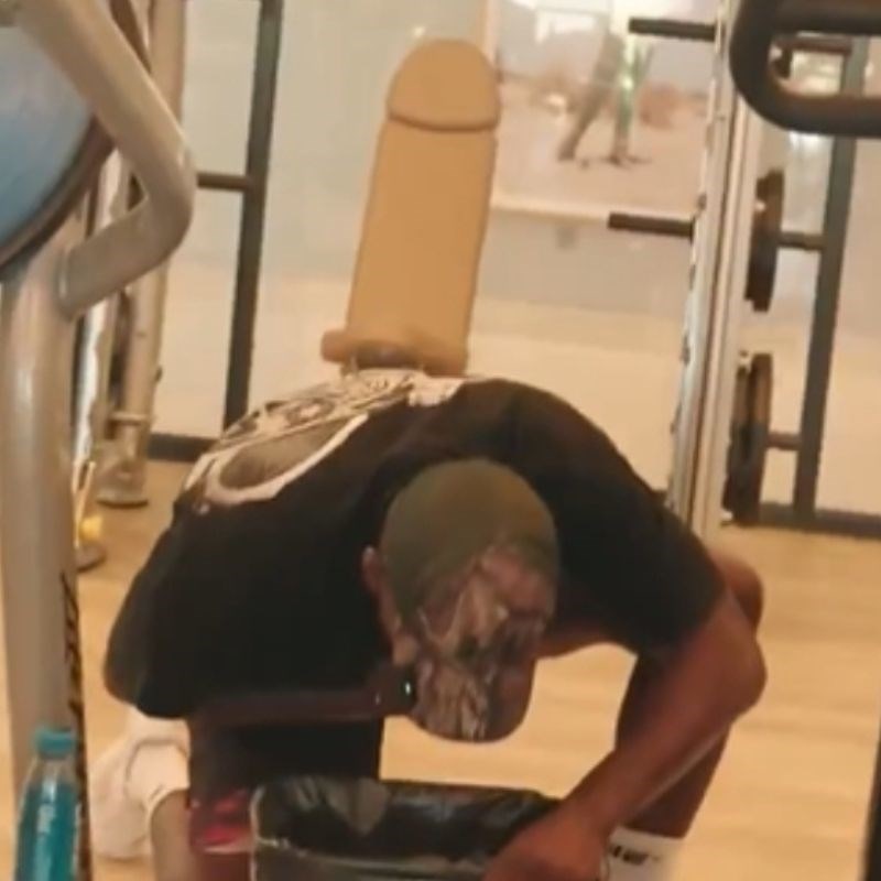 VIDEO Adesanya trenirao s 50-godišnjakom. Povraćao je od brutalnosti