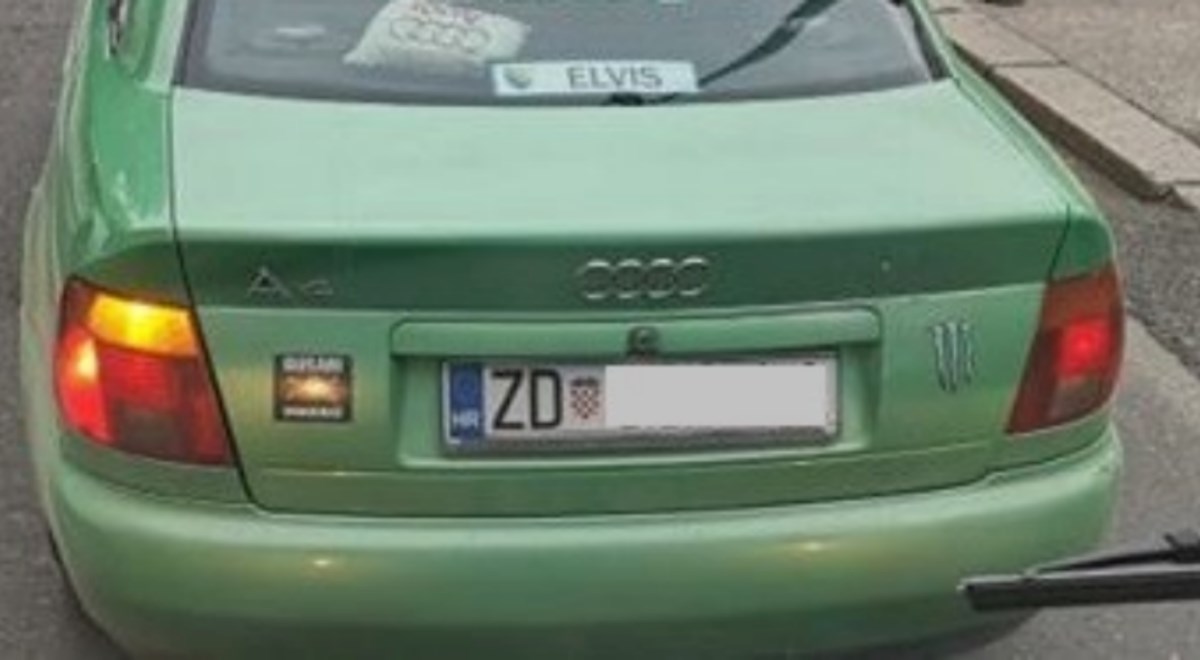 Natpis na autu Zadranina nasmijao ekipu na Fejsu: "Srami se što ga vozi"