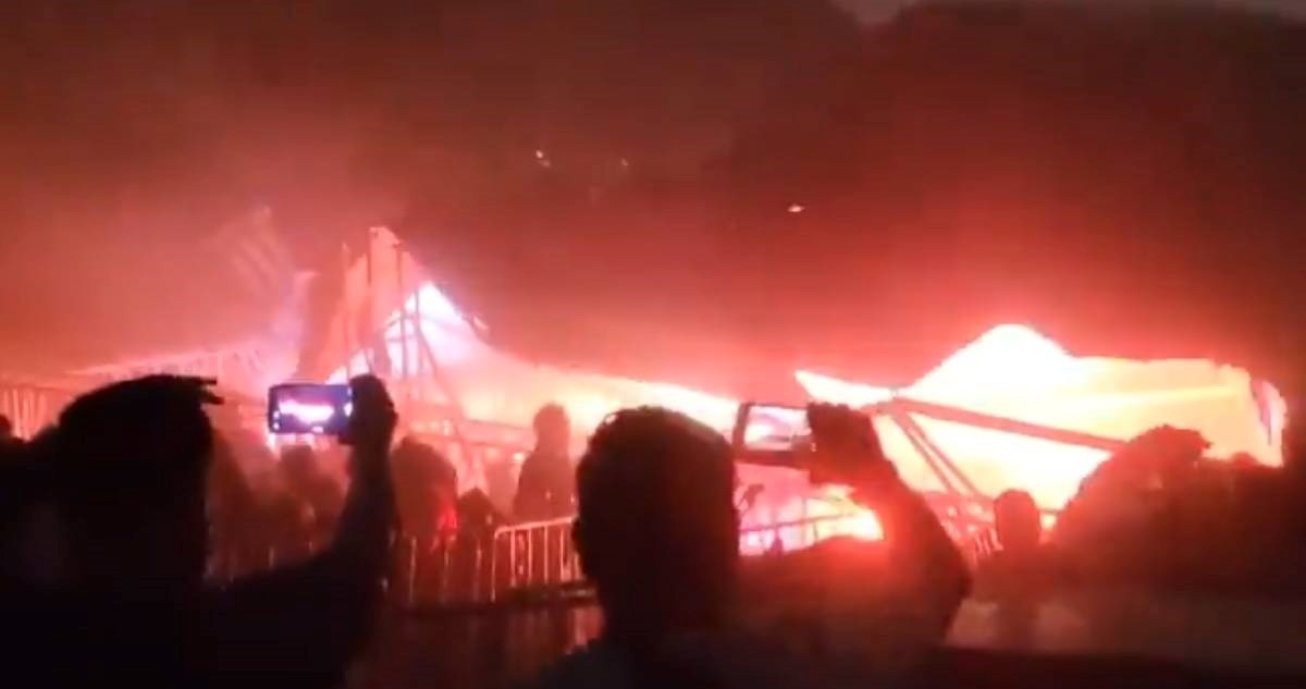 Srušila se pozornica na predizbornom skupu u Meksiku.  9 mrtvih, među njima dijete