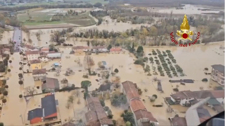 Poplave na granici Italije i Slovenije, ima nestalih. Poplavljena čitava mjesta