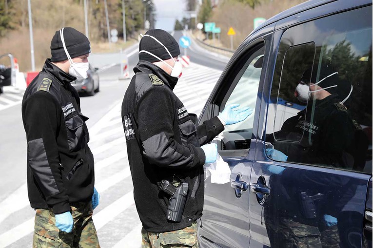 Slovačka planira na koronavirus testirati sve starije od deset godina