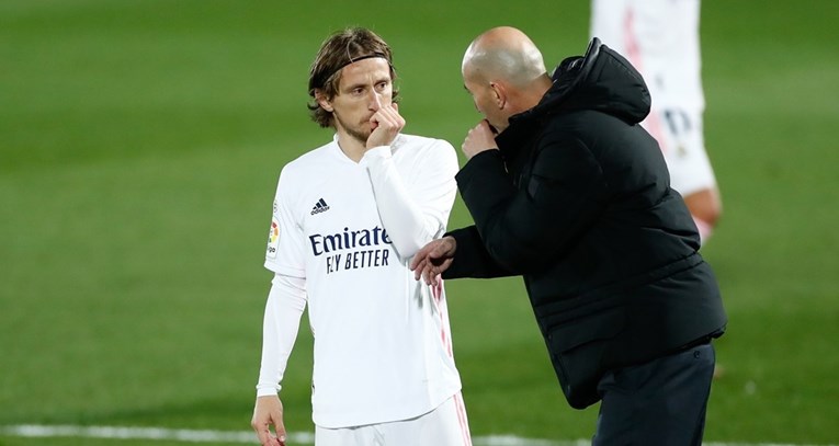 Španjolci: Modrić bi mogao završiti u Juventusu