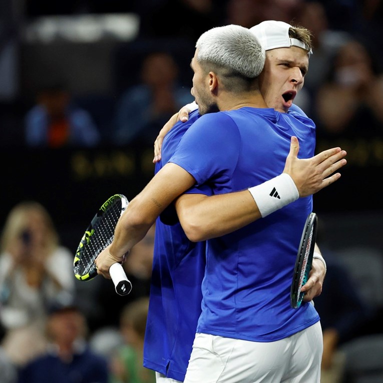 Laver kup: Tim Europa vodi 3:1