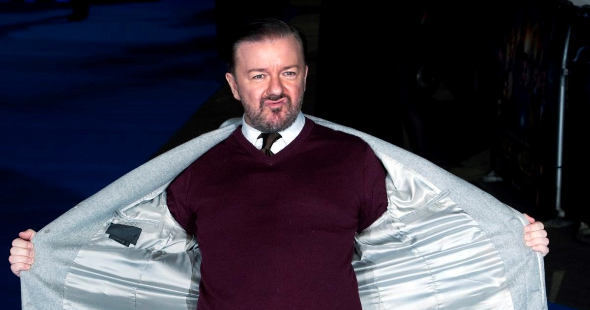 Ricky Gervais nastavlja trolati: "Ona ima alopeciju. Nije baš sretno kod njih doma"