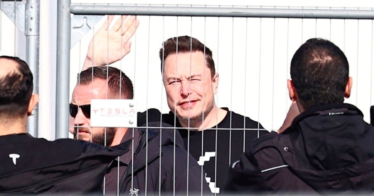 Tesla otpušta 10% radnika