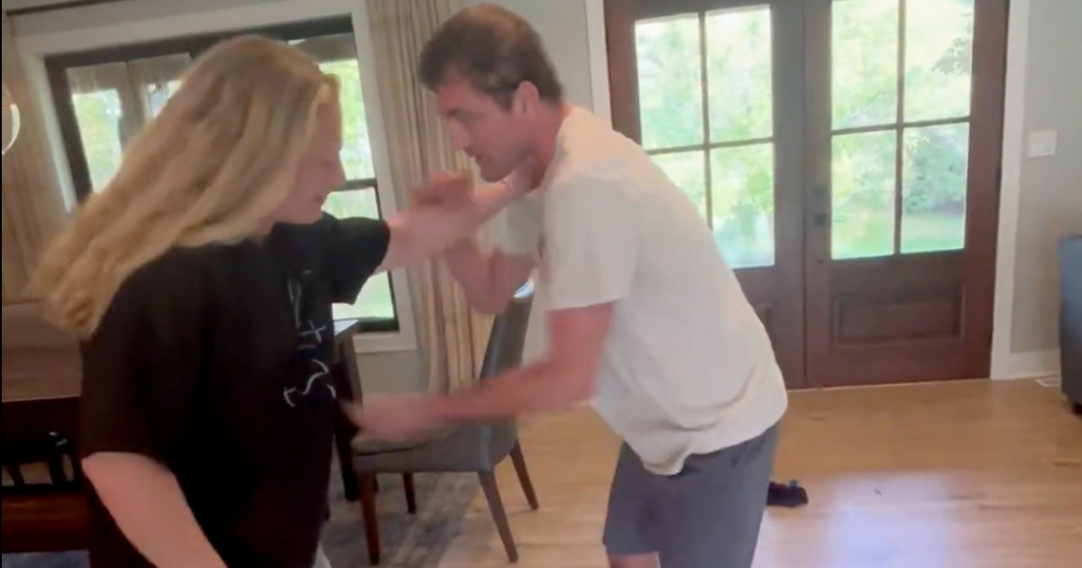 Bivši prvak se oporavlja od transplantacije pluća i 45 dana kome. Oduševio je videom