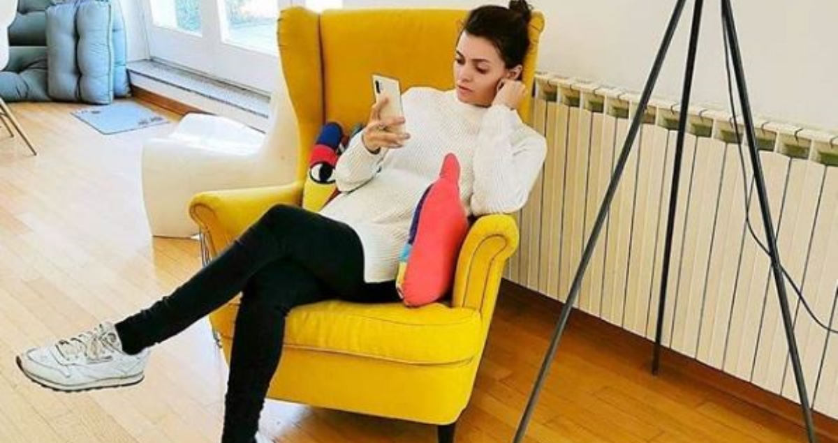 Jedan detalj na slici Elle Dvornik pokrenuo raspravu: "WTF, zašto to radiš"