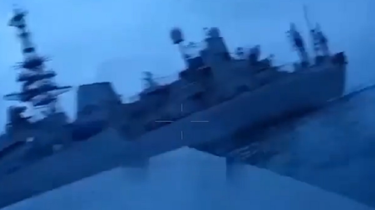 Ukrajina objavila novu snimku: "Ploveći dron ipak se zabio u ruski brod"