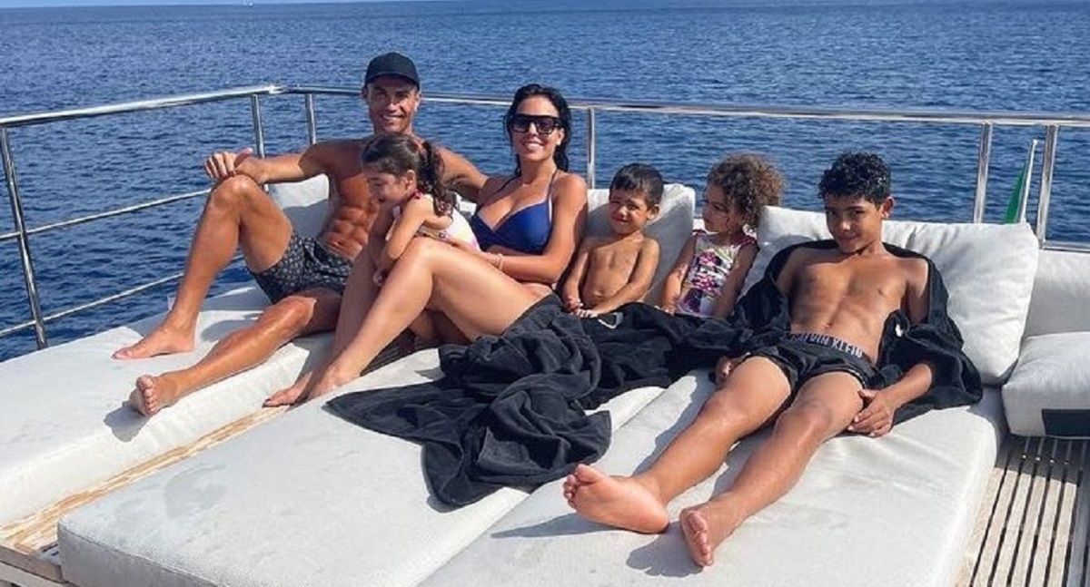 VIDEO Ronaldo odmor plaća gotovo 100.000 kuna po danu. Pogledajte u čemu sve uživa