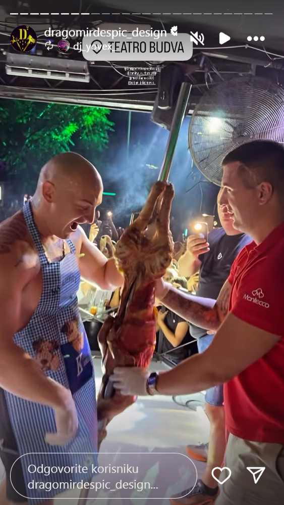 Desingerica jeo janje na ražnju pred publikom, mast im je kapala po glavama