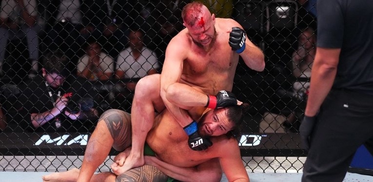 VIDEO Borac koji je u Zagrebu imao UFC debi oduševio u glavnoj borbi večeri