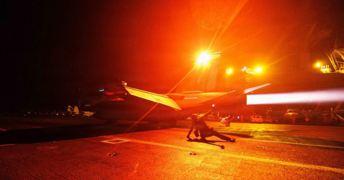 Amerikanci raketirali tanker u Hormuzu, napadnut i Teheran