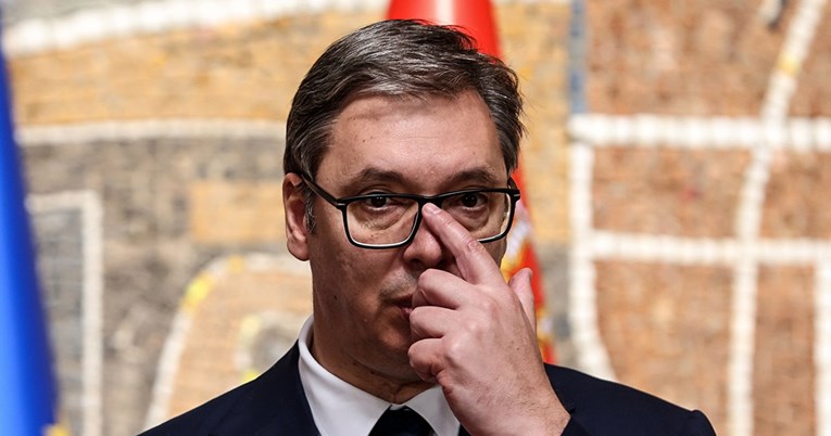 Vučić: Srbija nije potpisala nikakav sporazum s Ukrajinom za oružje i streljivo