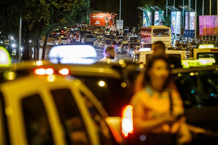 Ne, ovo nije prizor iz New Yorka: Jutro nakon Ultre nastao prometni kaos u Splitu