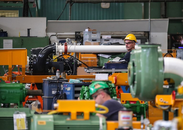 Oštro pala potražnja za njemačkim strojevima