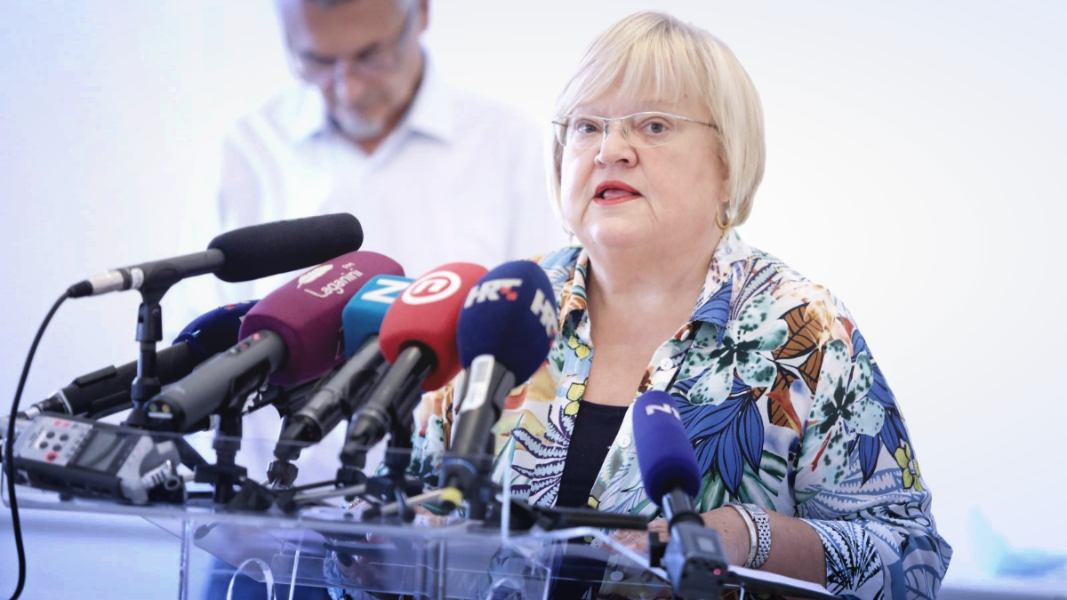 Glas: Vlada i dalje prisiljava djecu na nastavu vjeronauka
