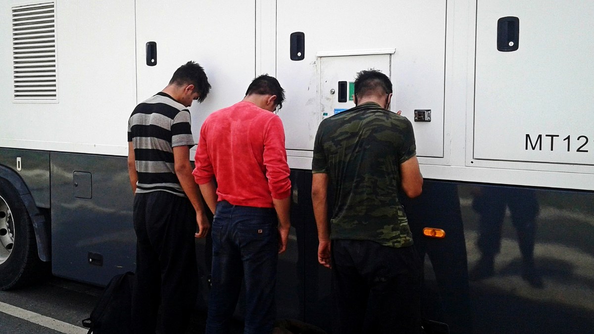 Četvorica krijumčarila migrante kod Rijeke, jedan nije imao vozačku