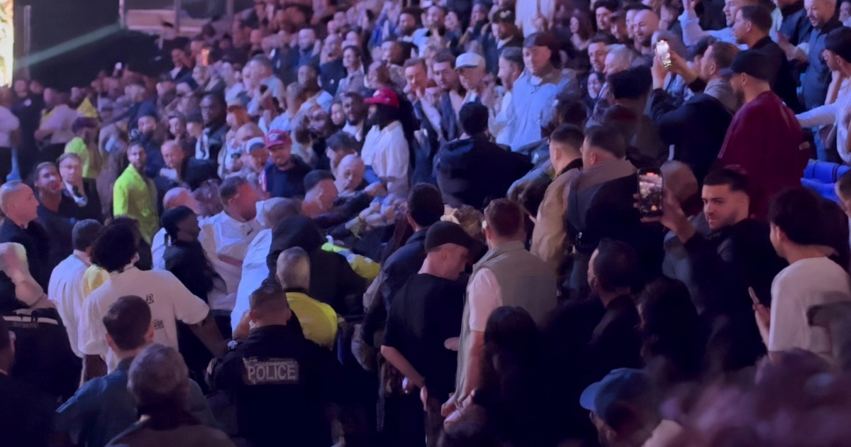 VIDEO Izbila masovna tučnjava u publici tijekom meča Chisore i Wildera