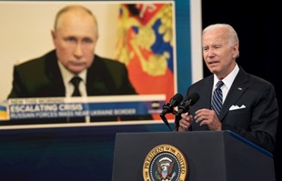 Biden: Tko zna što bi se dogodilo da Putin iskoristi nuklearno oružje