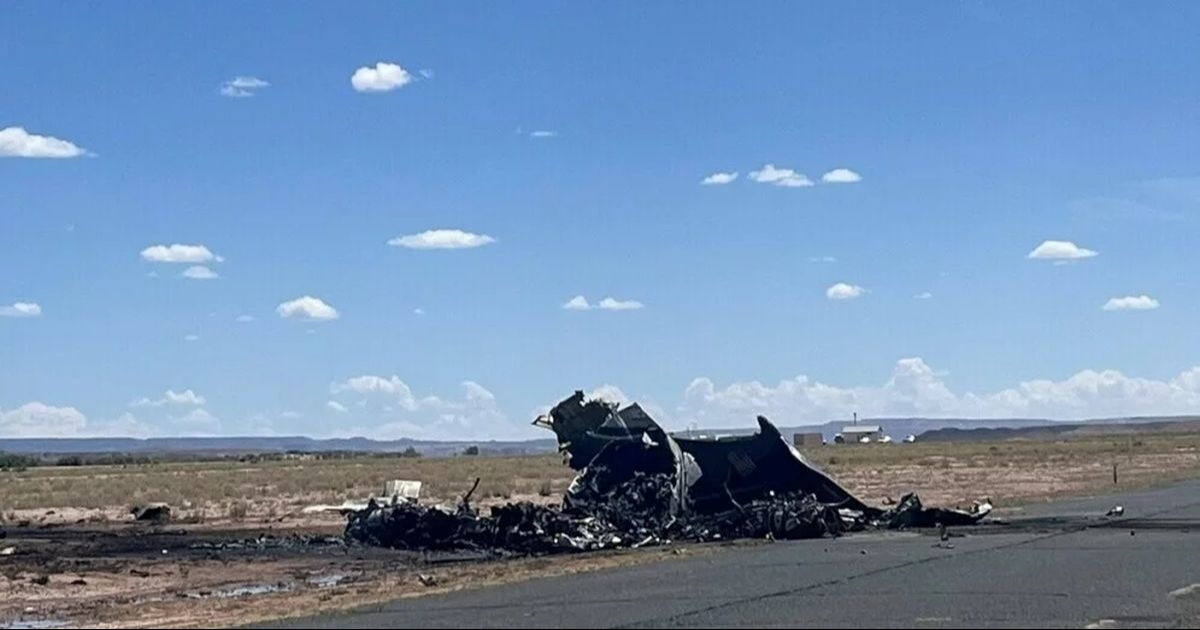 FOTO Mali avion pao pri slijetanju u Arizoni, četvero mrtvih