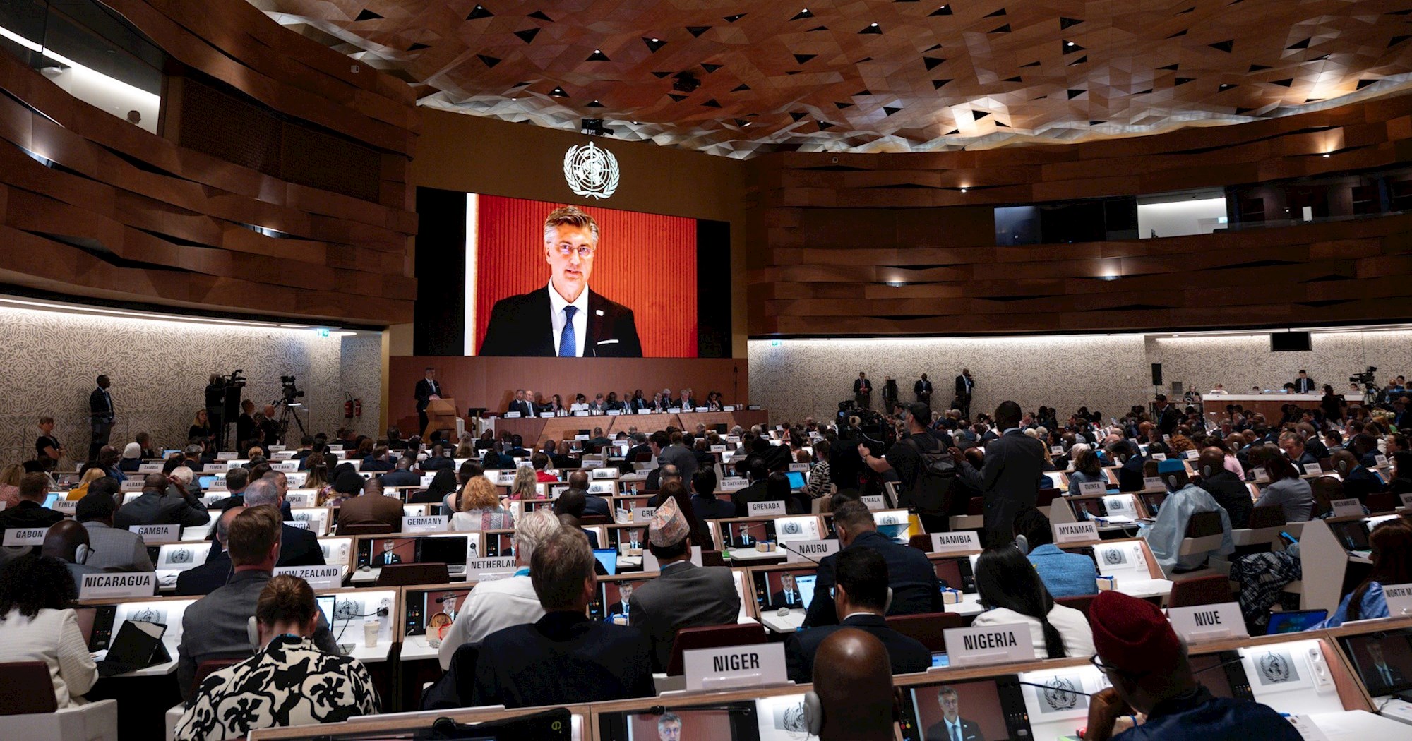 Plenković u WHO-u govorio o važnosti ulaganja u zdravstvo, citirao Andriju Štampara