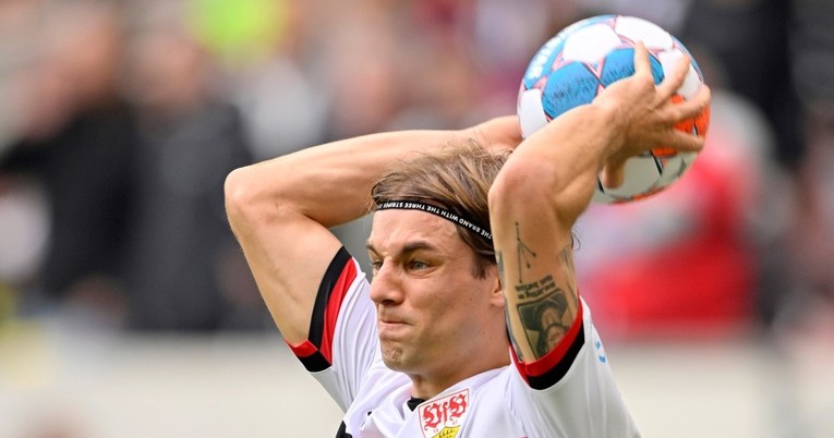 Kicker: Stuttgart za Bornu Sosu traži 18 milijuna eura i bonuse