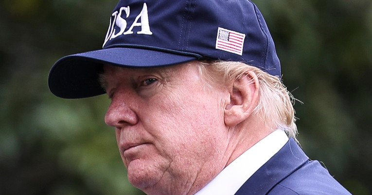 SAD počeo pokretati ekonomiju, Trump: Umrijet će do 100.000 ljudi