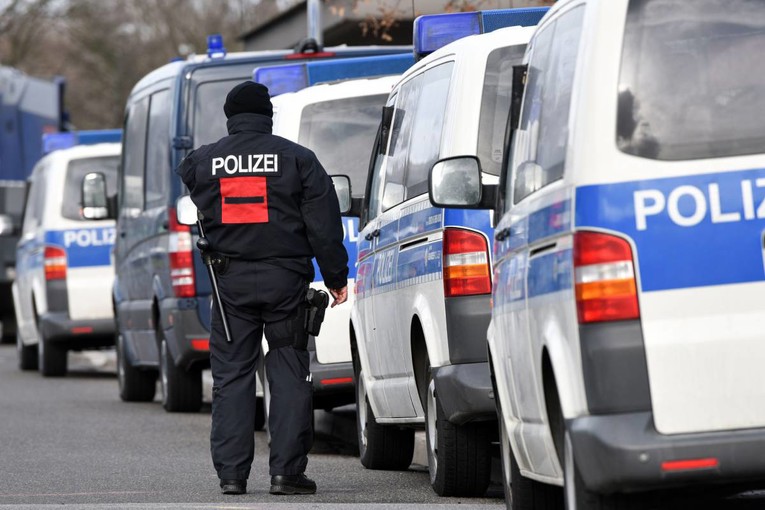 Napad nožem u školi kod Berlina. Ubijene dvije osobe