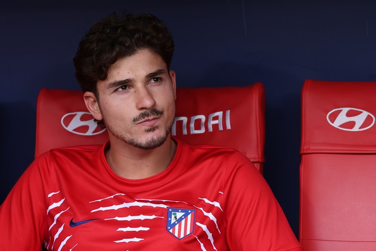 Top transferi: Atleticovo odlučno "ne" Barceloni, Milan kreće po veznjaka Liverpoola