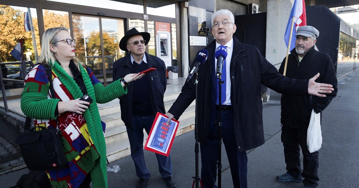 Blok umirovljenici: Vladin dodatak za umirovljenike je sramota